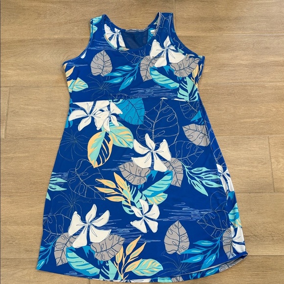 Columbia Dresses & Skirts - Columbia PFG Freezer III Dress